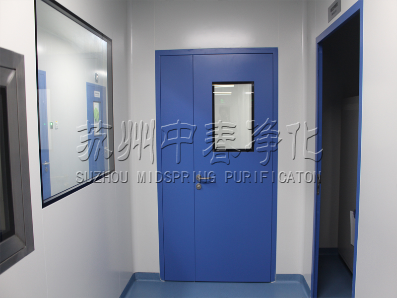 實(shí)驗(yàn)室潔凈工程中鋼質(zhì)凈化門(mén)的優(yōu)勢(shì)與應(yīng)用